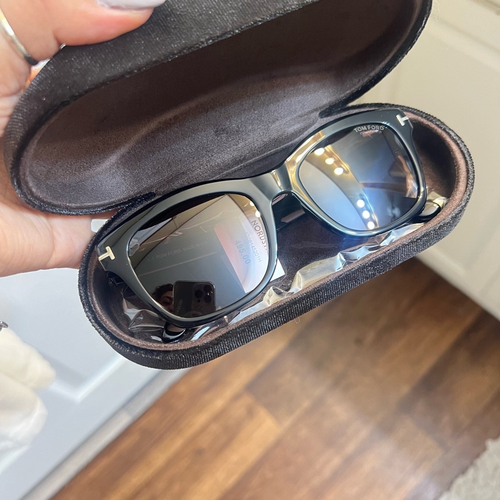 New sunglasses Tom ford with tags box original